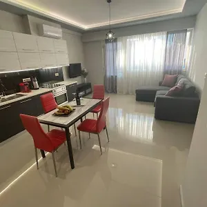 Maxim Deluxe Apartment Nea Alikarnassos
